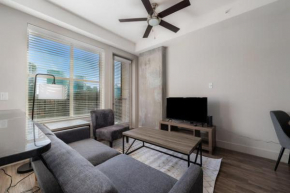 Bright Chic 1 Bedroom Apartment by Stay Gia